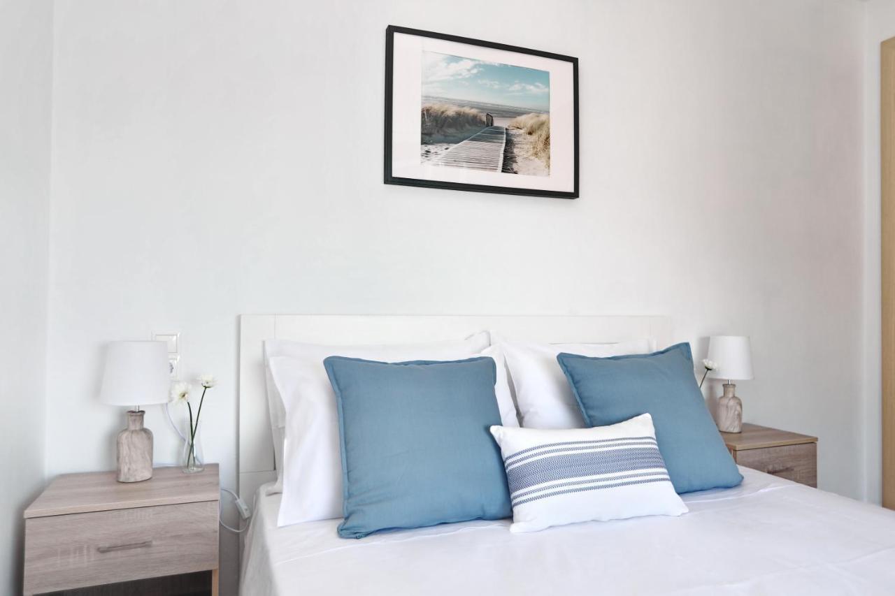 Esperides Apartments Aigli Skopelos stad Exteriör bild