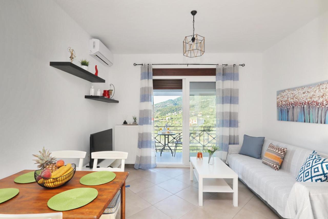 Esperides Apartments Aigli Skopelos stad Exteriör bild
