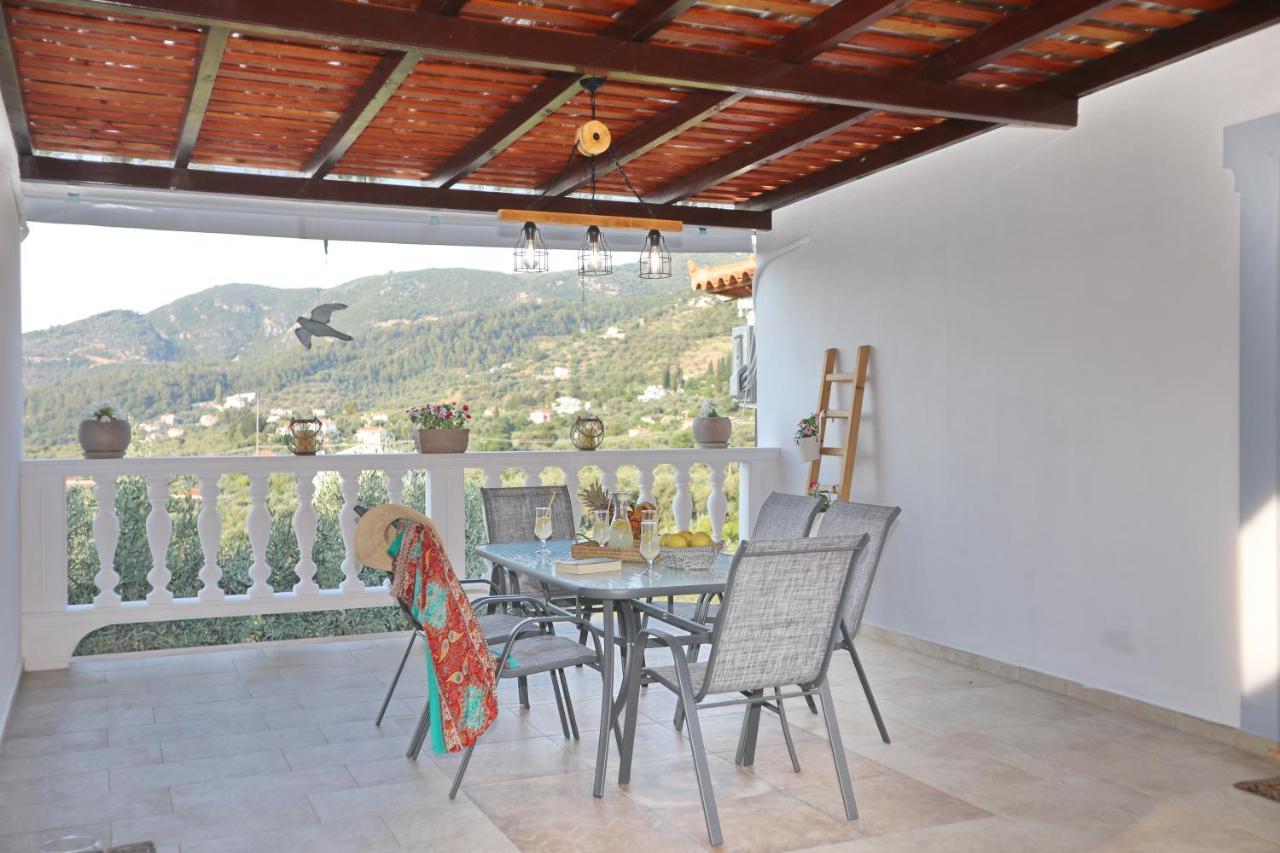 Esperides Apartments Aigli Skopelos stad Exteriör bild
