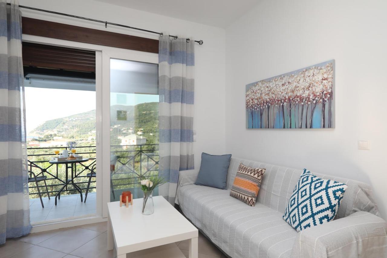 Esperides Apartments Aigli Skopelos stad Exteriör bild