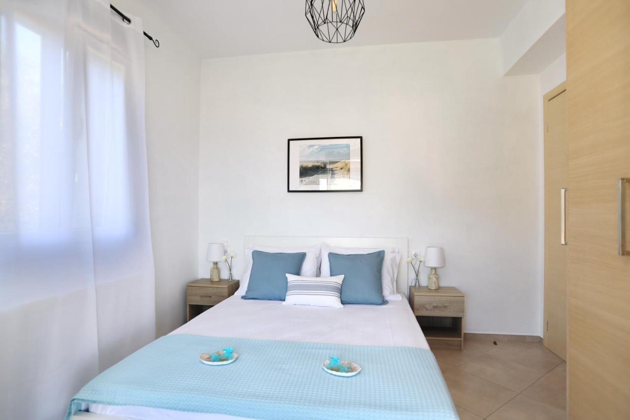 Esperides Apartments Aigli Skopelos stad Exteriör bild